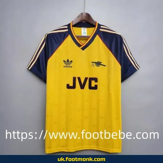 Vintage Arsenal football jersey 1986-1988 away.