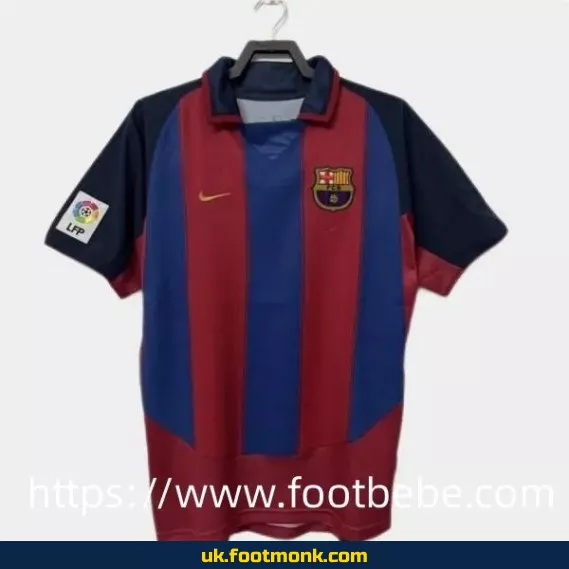 Vintage Barcelona 2003-2004 home football jersey.