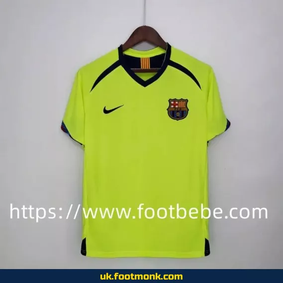 Vintage Barcelona football jersey 2005 2006 away.