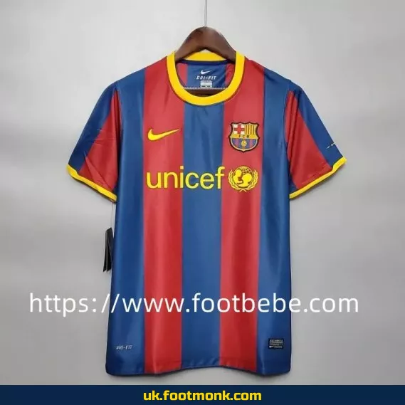 Vintage Barcelona 2010-2011 home football jersey.