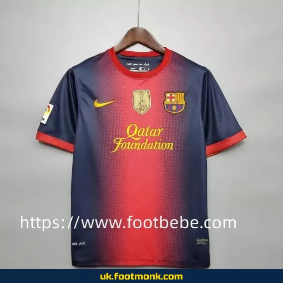 Vintage Barcelona 2012-2013 home football jersey.