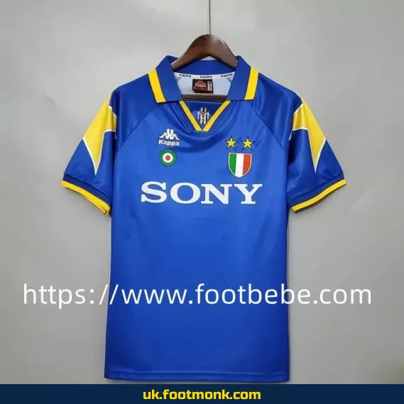 Vintage Juventus football jersey 1995-1996 away.