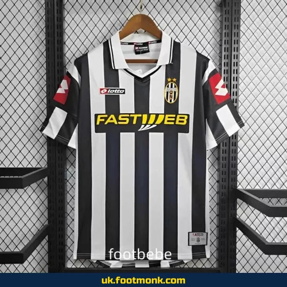 Vintage Juventus home football jersey 2001-2002.