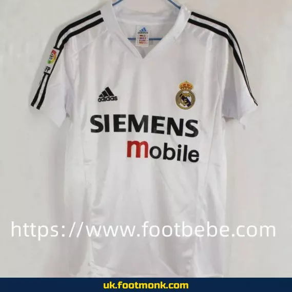 Vintage Real Madrid 2004-2005 home football jersey.