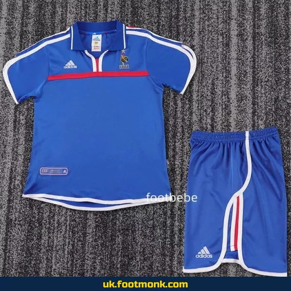 Vintage France children's home jersey Euro 2000.