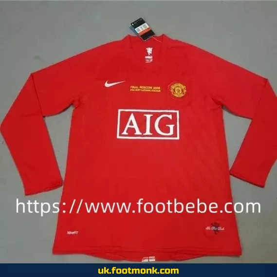 Vintage Manchester United 2007-2008 long-sleeve home jersey.