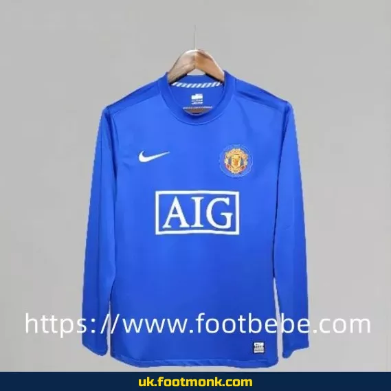 Vintage Manchester United jersey 2007-2008 long sleeves away.
