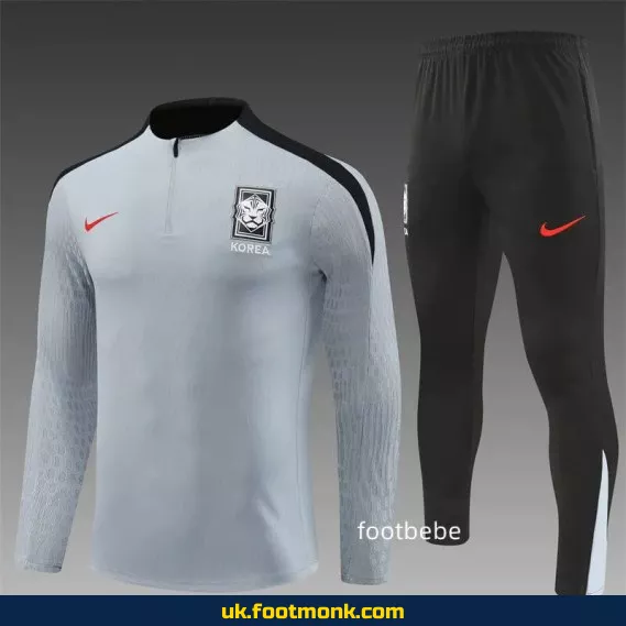 South Korea tracksuit 2024 2025 half-zip gray.