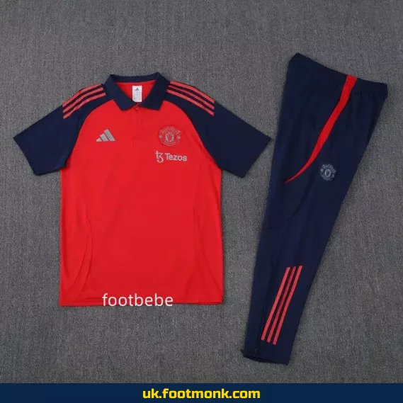 Manchester United tracksuit 2025 2026 red polo.